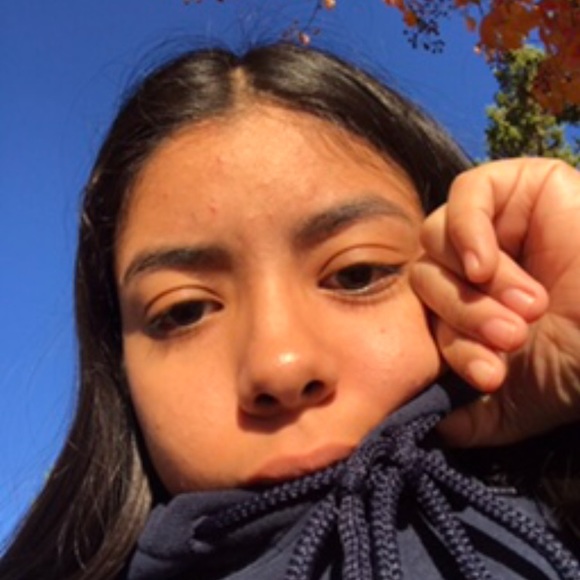 Meet your Posher, Ruby - Picture 3 of 3